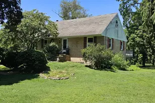 10 Golfview Ln, Malvern, PA 19355 - Photo 1