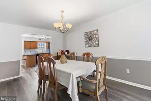 103 Valley View Cir, Phoenixville, PA 19460 - Photo 25
