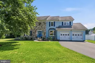 103 Valley View Cir, Phoenixville, PA 19460 - Photo 3