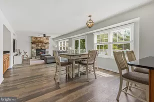 103 Valley View Cir, Phoenixville, PA 19460 - Photo 17
