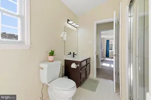 103 Valley View Cir, Phoenixville, PA 19460 - Photo 37