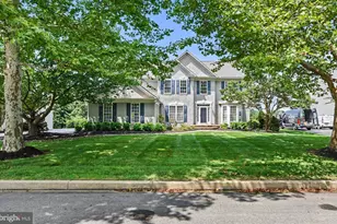839 Topaz Dr, West Chester, PA 19382 - Photo 3