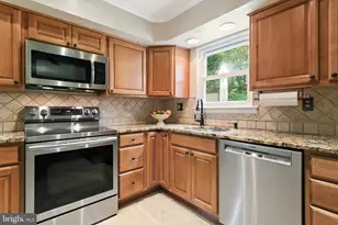 718 Bicking Dr, West Chester, PA 19382 - Photo 7