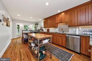 204 Buttonwood Dr, Downingtown, PA 19335 - Photo 13