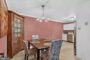 42 Pinckney Dr, Coatesville, PA 19320 - Photo 11