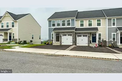 208 Chase Drive, Downingtown, PA 19335 - Photo 3