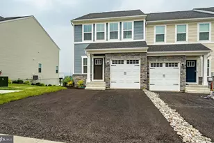 208 Chase Dr, Downingtown, PA 19335 - Photo 1