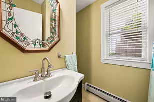 114 Chester Ave, Coatesville, PA 19320 - Photo 15