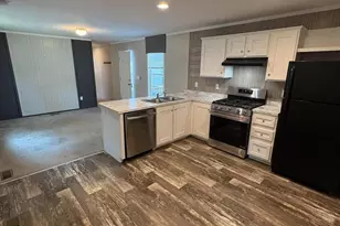 68 Ashwood Ln, Phoenixville, PA 19460 - Photo 3