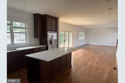 24 S Warren Avenue #B, Malvern, PA 19355 - Photo 5