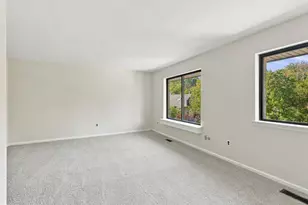 574 Foxwood Ln, Paoli, PA 19301 - Photo 17