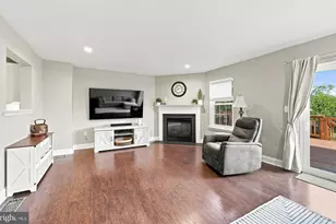 1057 Almond Dr, Phoenixville, PA 19460 - Photo 11