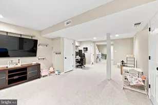 1057 Almond Dr, Phoenixville, PA 19460 - Photo 33