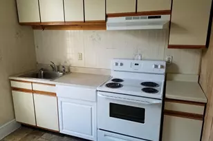 70 N Main St, Spring City, PA 19475 - Photo 5