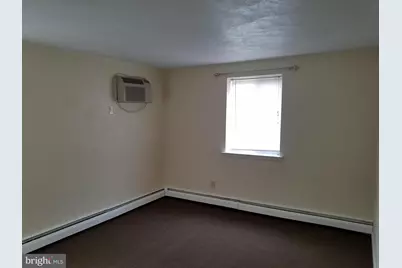 120 N Penn Street #C7, Spring City, PA 19475 - Photo 3