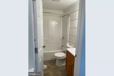323 E Chestnut Street #4, Coatesville, PA 19320 - Photo 5