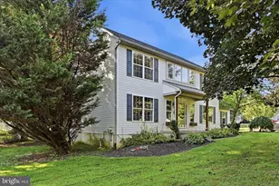 204 Country Dr, Oxford, PA 19363 - Photo 1