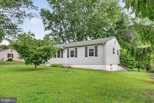 209 N Lake Dr, Downingtown, PA 19335 - Photo 29