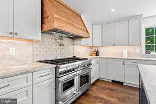 716 Clovelly Ln, Devon, PA 19333 - Photo 29