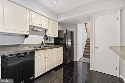 120 Summit House #120, West Chester, PA 19382 - Photo 9