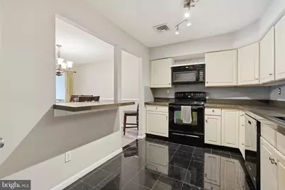 120 Summit House #120, West Chester, PA 19382 - Photo 9