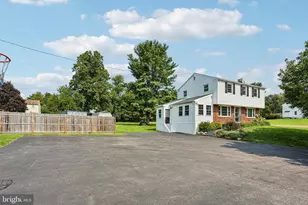 1409 Burke Rd, West Chester, PA 19380 - Photo 37
