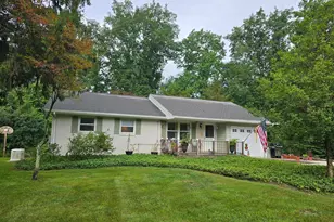102 Garnet Ln, Coatesville, PA 19320 - Photo 1