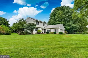 11 Main Lin Dr, Coatesville, PA 19320 - Photo 1