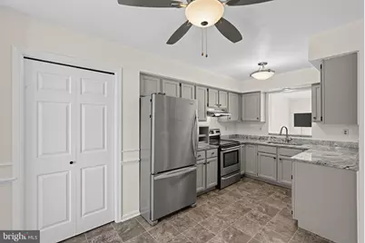16 Oak Street, Phoenixville, PA 19460 - Photo 3