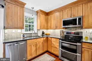1658 Hemlock Cir, Downingtown, PA 19335 - Photo 17