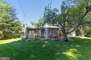 14 W Golf Club Ln, Paoli, PA 19301 - Photo 35