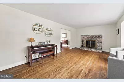 325 Colonial Drive, Exton, PA 19341 - Photo 5