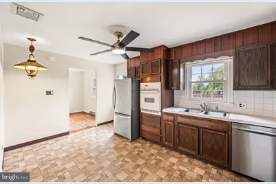 195 Pine Drive, Phoenixville, PA 19460 - Photo 9