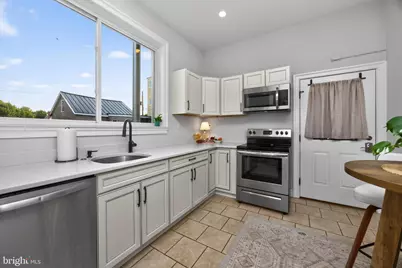 241 Bridge Street #APT A, Phoenixville, PA 19460 - Photo 3