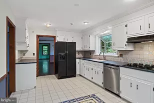 2455 Strasburg Rd, Coatesville, PA 19320 - Photo 33