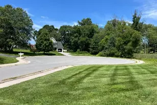 611 Quill Ct, Oxford, PA 19363 - Photo 3
