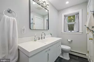 4 Carol Ln, Berwyn, PA 19312 - Photo 17