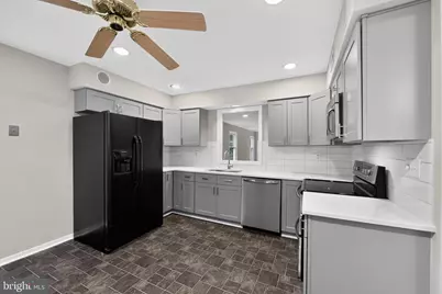 1700 Newmarket Court, West Chester, PA 19382 - Photo 5
