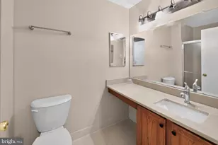 1700 Newmarket Ct, West Chester, PA 19382 - Photo 27