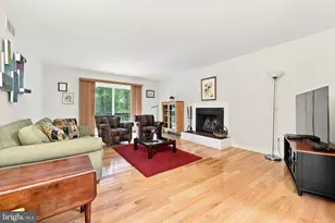 106 Hilltop Dr, Downingtown, PA 19335 - Photo 5