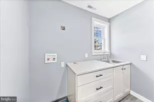 244 W Summit Ave, West Grove, PA 19390 - Photo 33