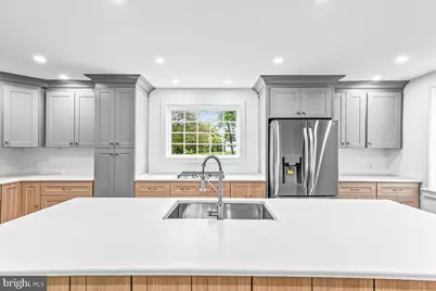 244 W Summit Avenue, West Grove, PA 19390 - Photo 9
