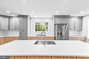 244 W Summit Ave, West Grove, PA 19390 - Photo 9