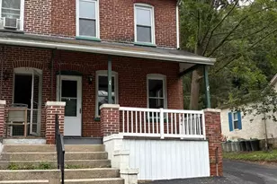 59 S Park Ave, Coatesville, PA 19320 - Photo 1