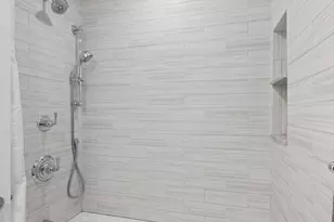 305 Paoli Woods Dr, Paoli, PA 19301 - Photo 25