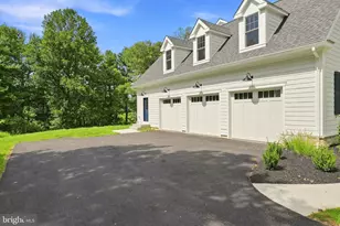 102 Knoxlyn Farm Dr, Kennett Square, PA 19348 - Photo 5