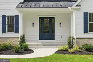102 Knoxlyn Farm Dr, Kennett Square, PA 19348 - Photo 5