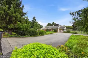 2084 Dutton Mill Rd, Newtown Square, PA 19073 - Photo 3