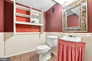2084 Dutton Mill Rd, Newtown Square, PA 19073 - Photo 27