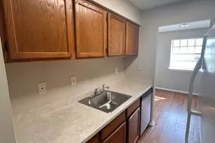 2409 Pond View Dr, West Chester, PA 19382 - Photo 3